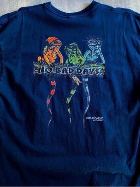 No Bad Days Iguana Graphic Short Sleeve Tee - Navy